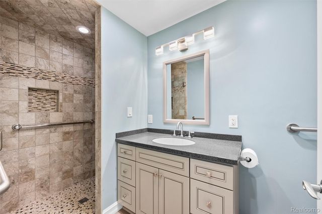 436 Girard Avenue, Royal Oak, MI 48073