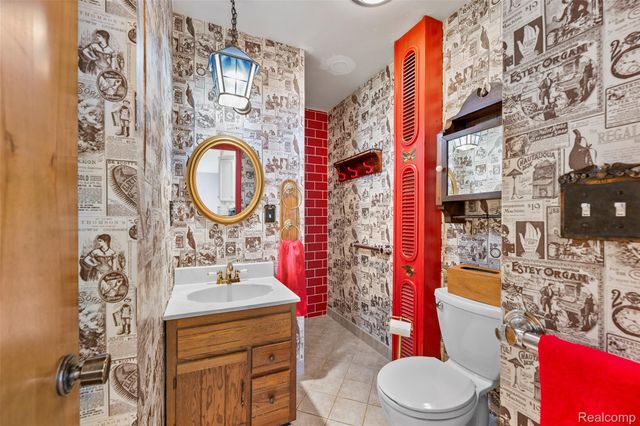 436 Girard Avenue, Royal Oak, MI 48073