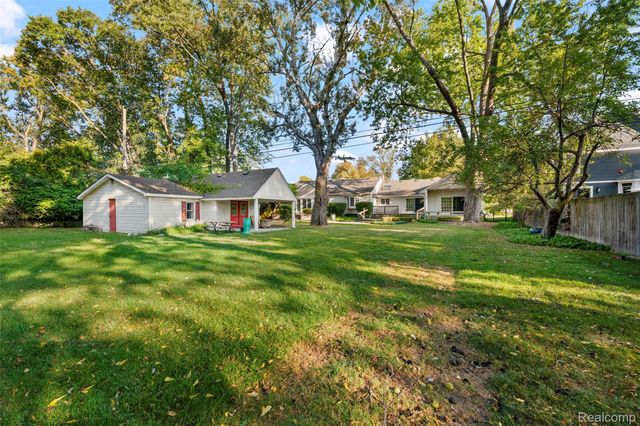 436 Girard Avenue, Royal Oak, MI 48073