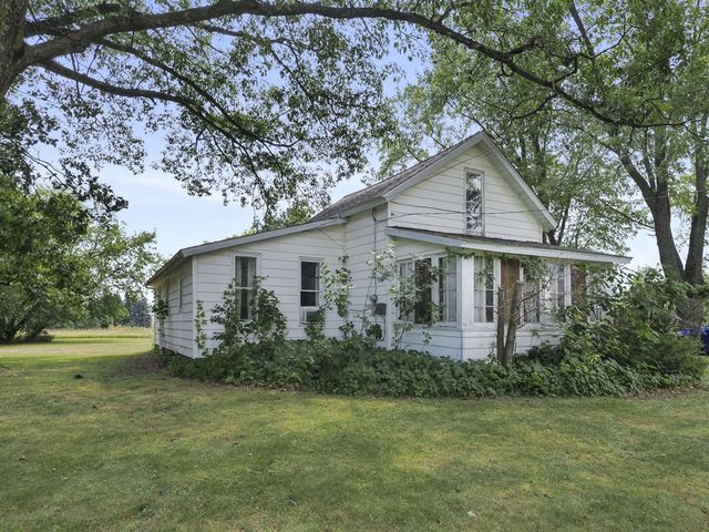 742 Paluster Street, Cadillac, MI 49601