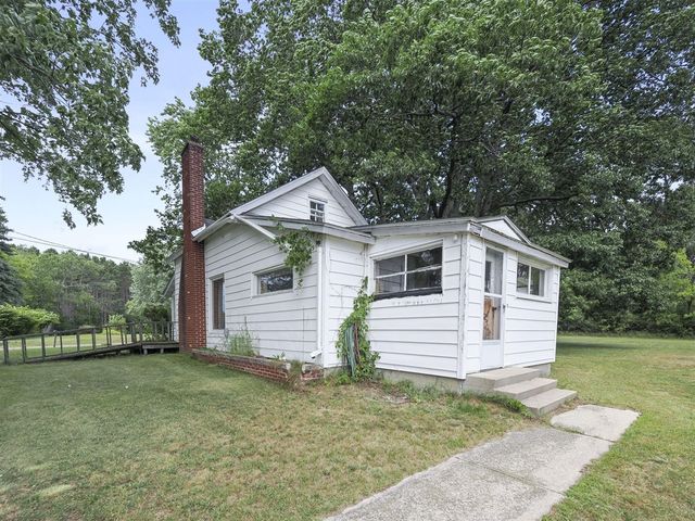 742 Paluster Street, Cadillac, MI 49601