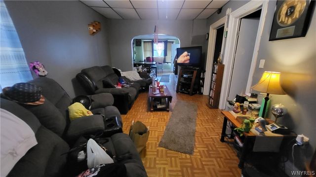 18 Clifford Street, Buffalo, NY 14210