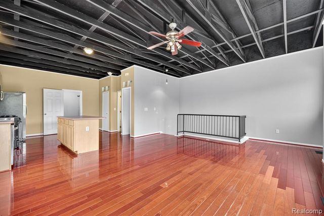 22 Pallister Street, Detroit, MI 48202