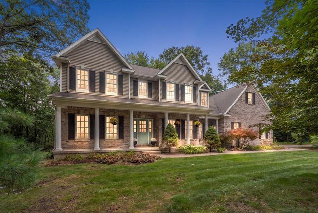 6039 Back Forty Drive, Belmont, MI 49306