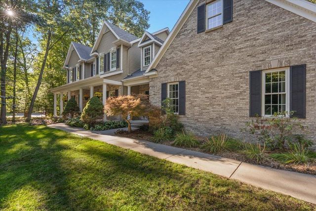 6039 Back Forty Drive, Belmont, MI 49306