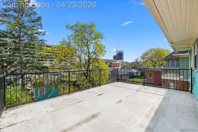 685 W Bethune Street, Detroit, MI 48202