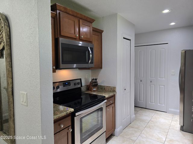 834 Pine Shadows Avenue, Rockledge, FL 32955