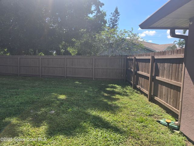 834 Pine Shadows Avenue, Rockledge, FL 32955