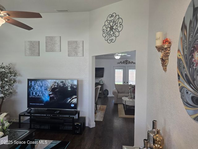 834 Pine Shadows Avenue, Rockledge, FL 32955