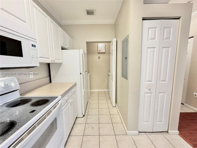 4700 SW 160th Ave 423, Miramar, FL 33027