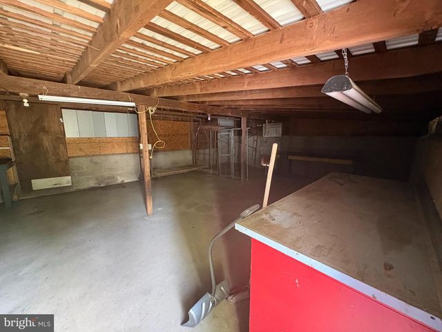 322 BROAD ST, Mays Landing, NJ 08330