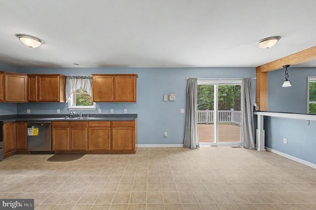 322 BROAD ST, Mays Landing, NJ 08330