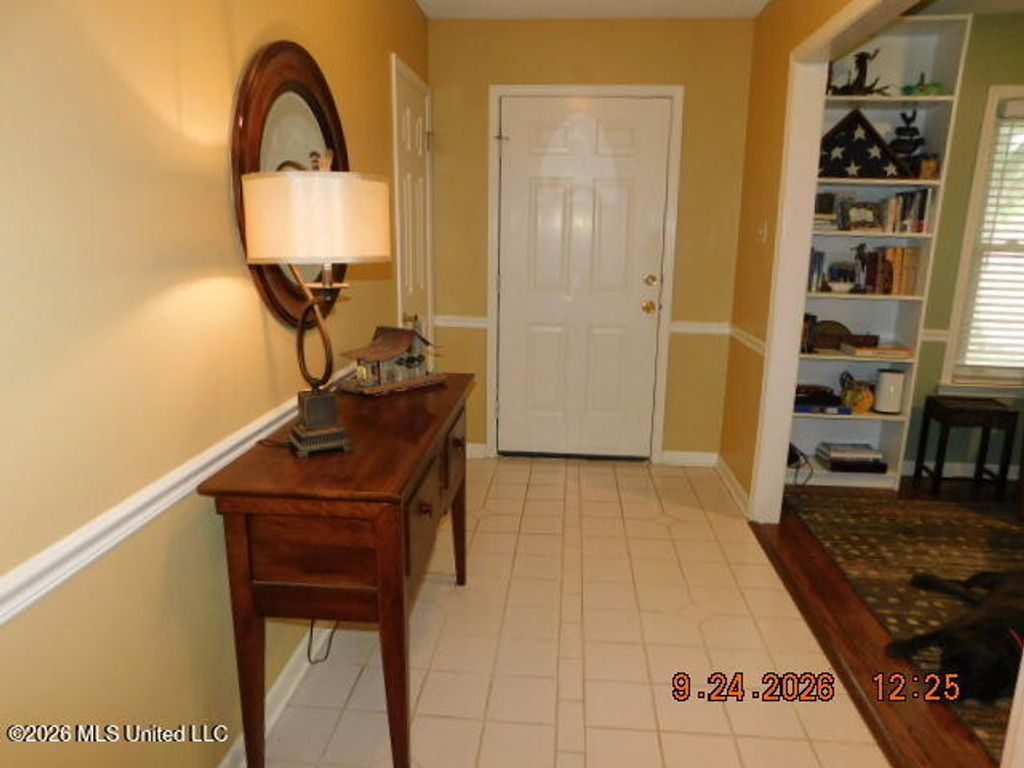 7342 Holly Grove Drive, Olive Branch, MS 38654 — photo 2