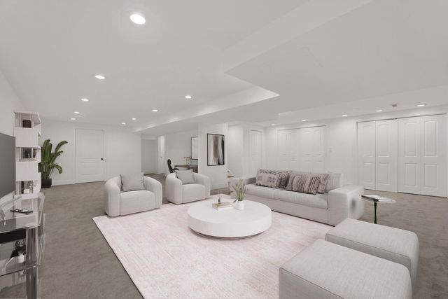 6444 N Knox Avenue, Lincolnwood, IL 60712