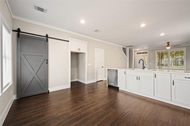 16887 Mammoth Springs Drive, Houston, TX 77095