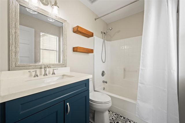 16887 Mammoth Springs Drive, Houston, TX 77095