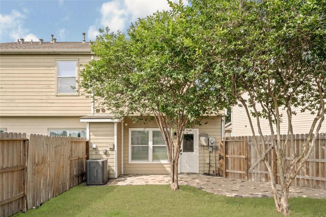 16887 Mammoth Springs Drive, Houston, TX 77095