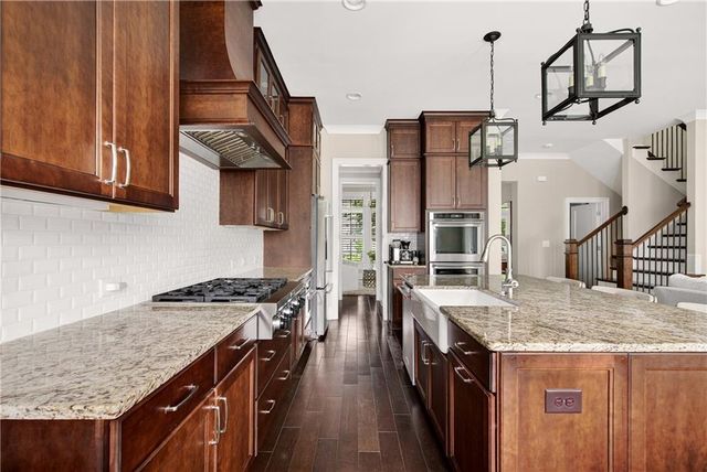 2016 Wheaton Way, Atlanta, GA 30328