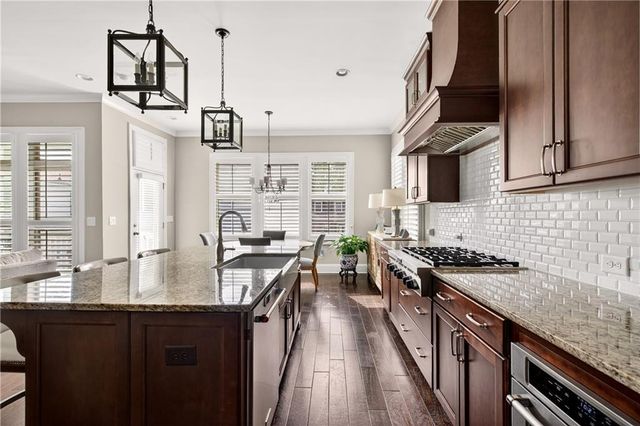 2016 Wheaton Way, Atlanta, GA 30328