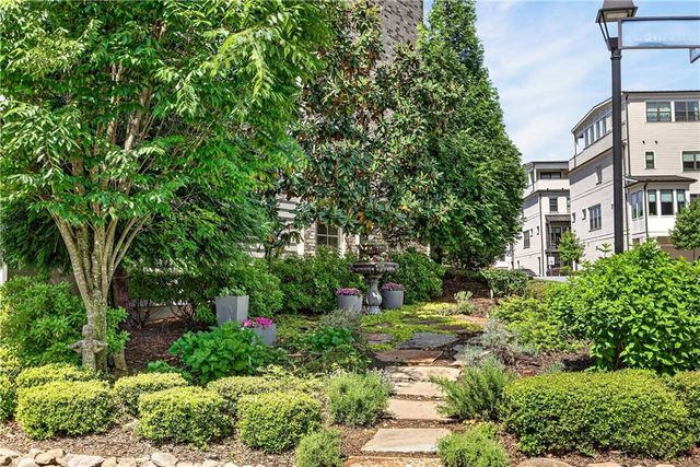 2016 Wheaton Way, Atlanta, GA 30328