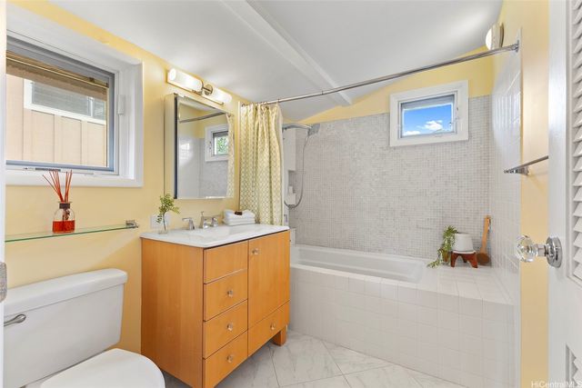 2055 Alihilani Place, Honolulu, HI 96822