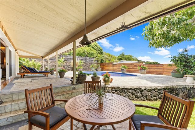 2055 Alihilani Place, Honolulu, HI 96822