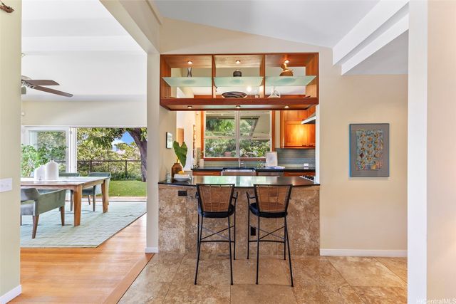 2055 Alihilani Place, Honolulu, HI 96822