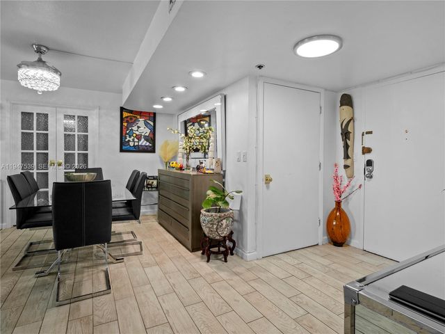 671 NE 195th St 329E, Miami, FL 33179