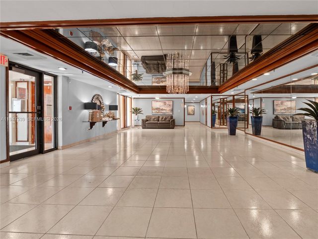 671 NE 195th St 329E, Miami, FL 33179