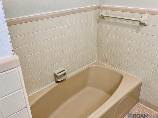 1763 Brocade Dr, Baton Rouge, LA 70815