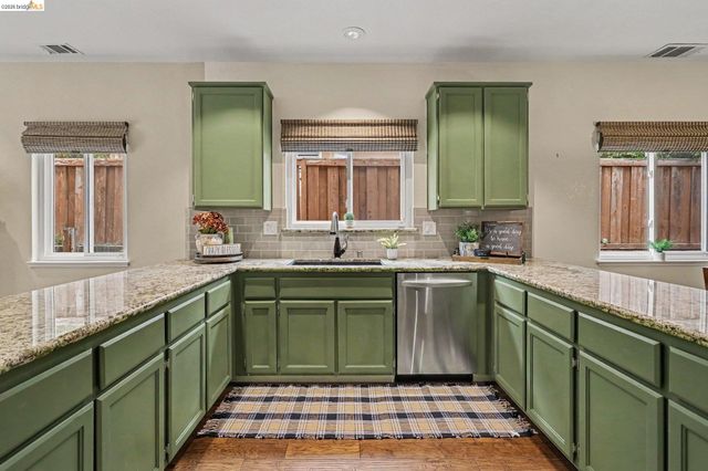 1164 Legend Cir, Vallejo, CA 94591