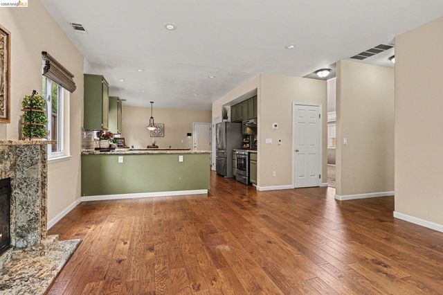 1164 Legend Cir, Vallejo, CA 94591