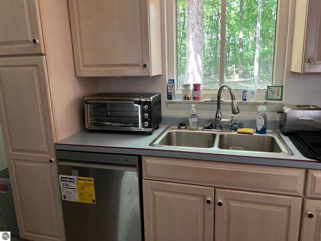 4463 W Grass Lake Road, Lake, MI 48632