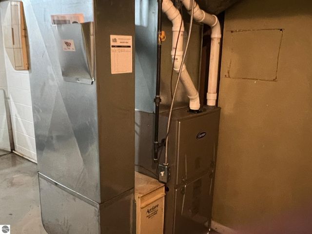 4463 W Grass Lake Road, Lake, MI 48632