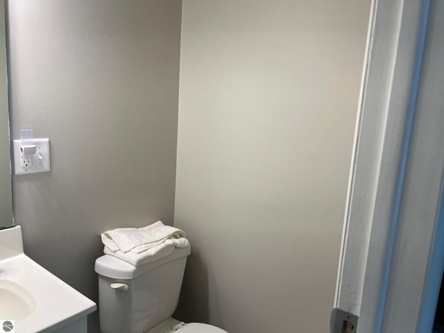 4463 W Grass Lake Road, Lake, MI 48632