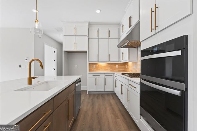 220 Vinca Circle NW, Kennesaw, GA 30144