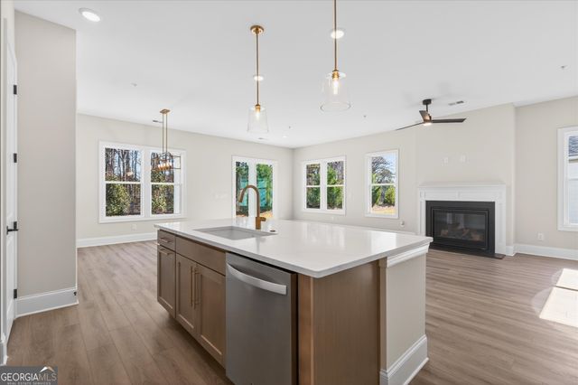 220 Vinca Circle NW, Kennesaw, GA 30144