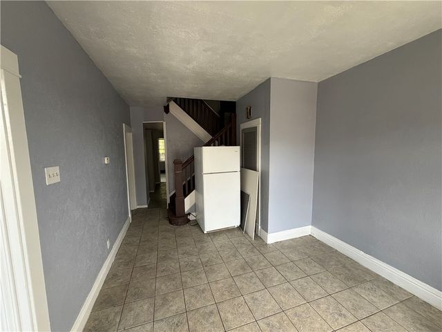 537 Thompson, Donora, PA 15033