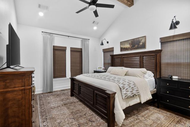 616 HIRAM Drive, Bauxite, AR 72011
