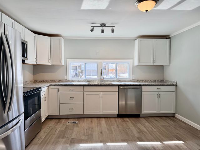 52 Crosswind Lane, Rochester, NH 03867