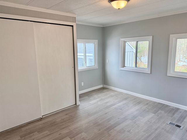 52 Crosswind Lane, Rochester, NH 03867