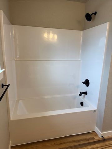 4 Melrose Lane, Bella Vista, AR 72715