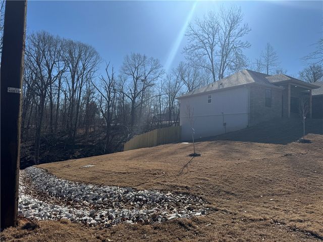 4 Melrose Lane, Bella Vista, AR 72715