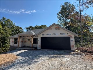4 Melrose Lane, Bella Vista, AR 72715