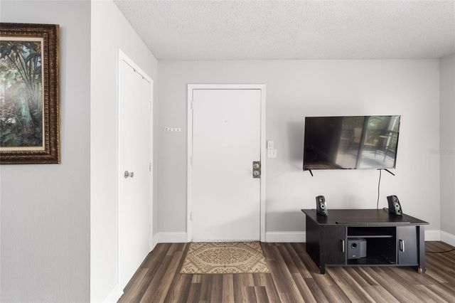 6519 W NEWBERRY ROAD 1210, Gainesville, FL 32605
