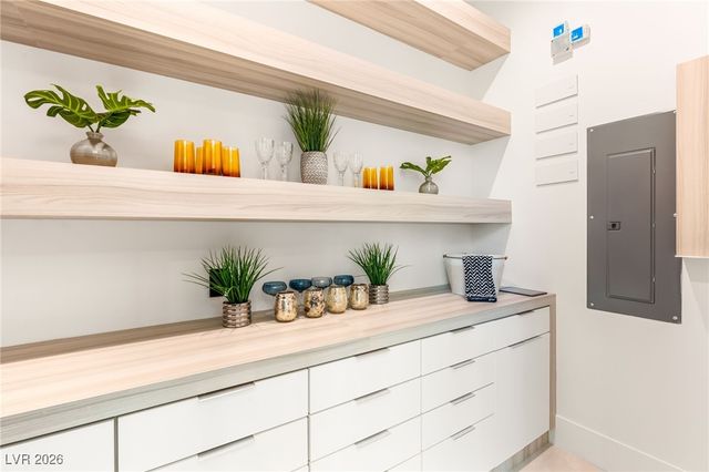 14 Sanctuary Peak Court, Henderson, NV 89012