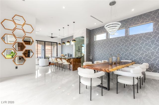 14 Sanctuary Peak Court, Henderson, NV 89012