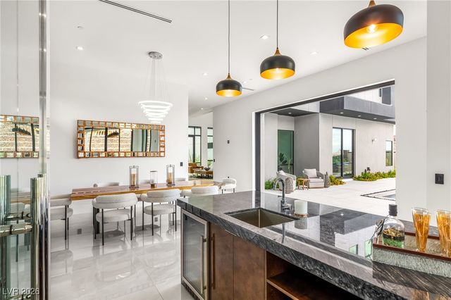 14 Sanctuary Peak Court, Henderson, NV 89012