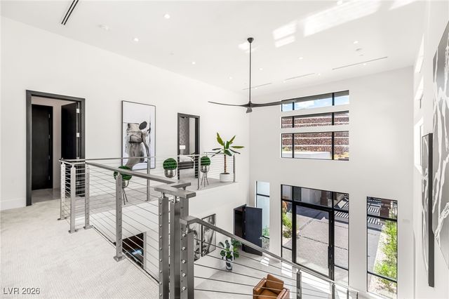 14 Sanctuary Peak Court, Henderson, NV 89012