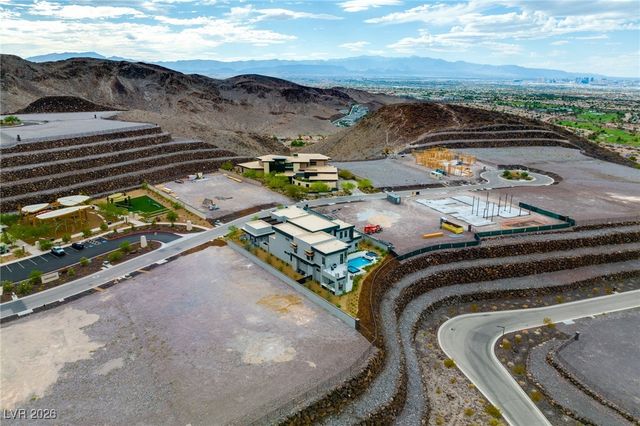 14 Sanctuary Peak Court, Henderson, NV 89012